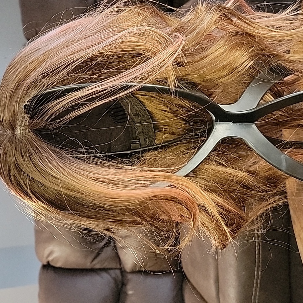 NWOT Nel's Lace Front Wavy Brown Wig with Pink Highlights - Picture 12 of 12